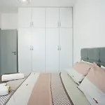 Elegant & Cozy 1-bdr Hideaway Apartment Tirana