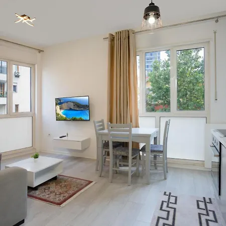 Elegant & Cozy 1-bdr Hideaway * 地拉那