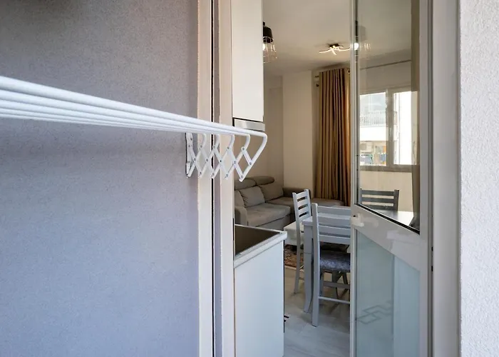 Elegant & Cozy 1-bdr Hideaway