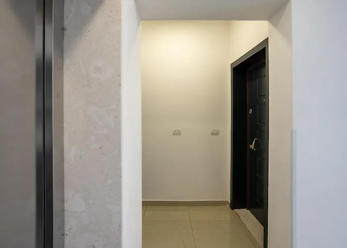 Elegant & Cozy 1-bdr Hideaway 公寓 地拉那